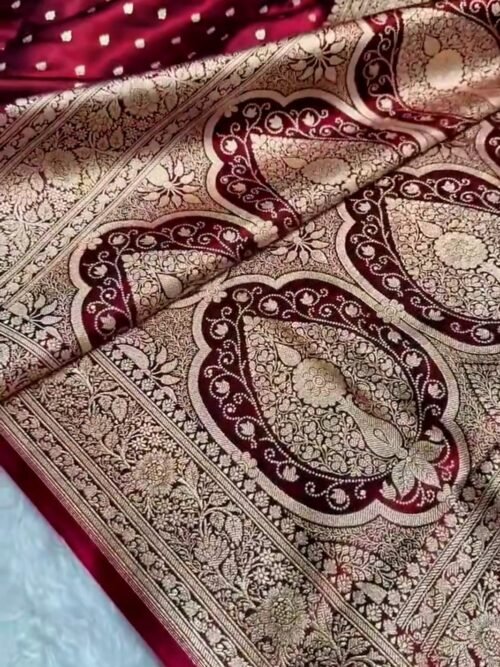 কাঞ্চিপুরম শাড়ি ব্লাউজ পিস সহ